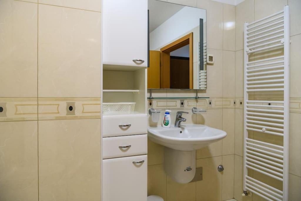 Apartment Sunce Pula Exterior foto