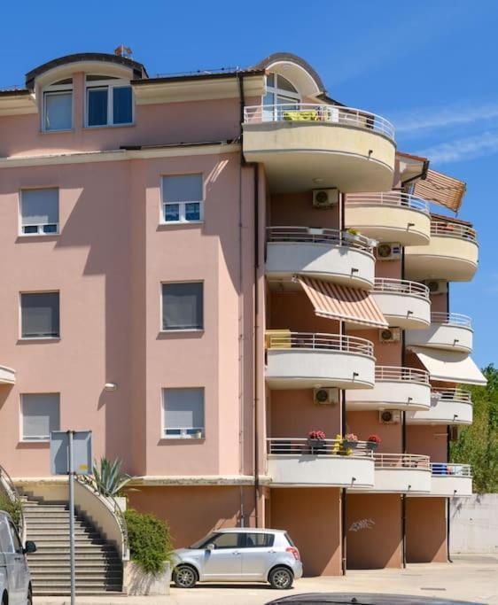 Apartment Sunce Pula Exterior foto