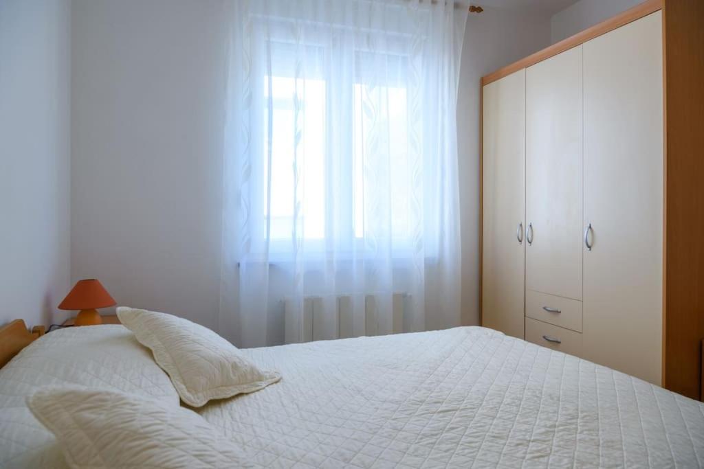 Apartment Sunce Pula Exterior foto