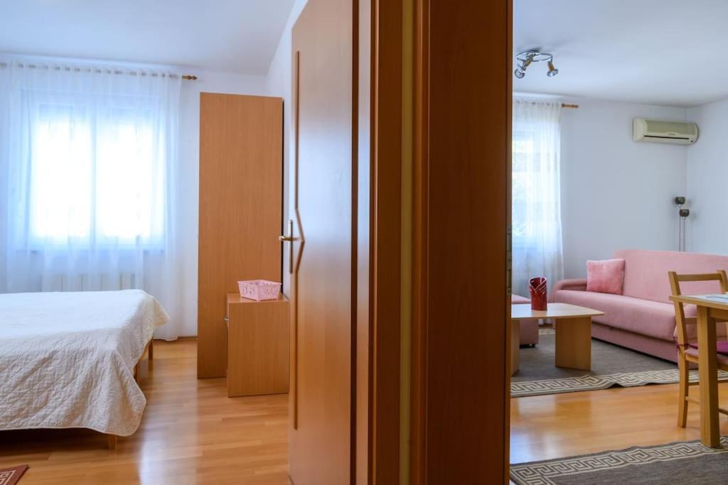 Apartment Sunce Pula Exterior foto